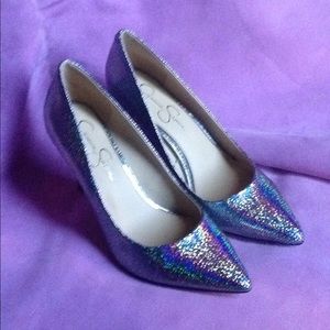 Jessica Simpson Size 11 Iridescent Silver Pump
